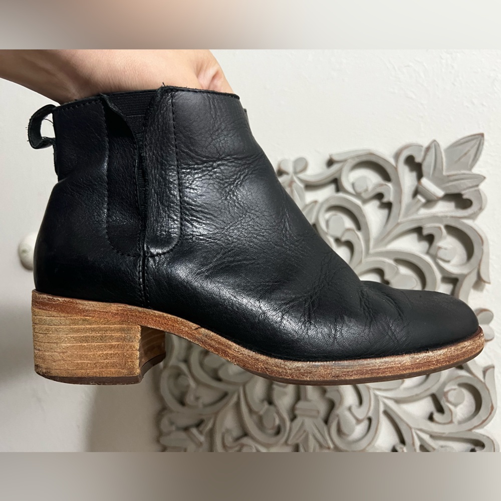 Korkease booties